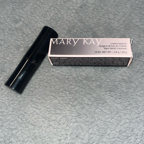 Mary Kay Fuchsia crème lipstick. NIB - Picture 1 of 2